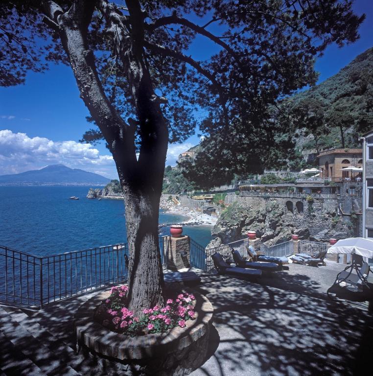 Hotel Scrajo Wellness & Mineral Spa Neapolitan Riviera 外观 照片